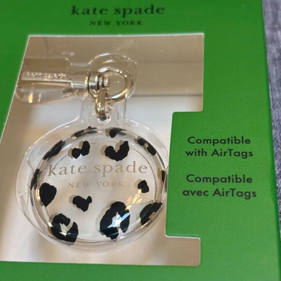 Kate Spade New York Protective AirTag Case - Picture 4 of 6